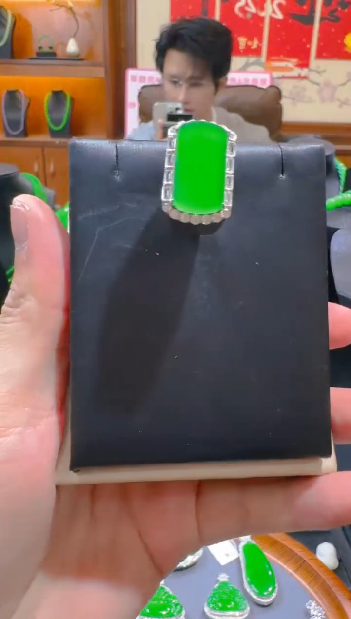 翡翠戒指银S925镶嵌天然a货翡翠