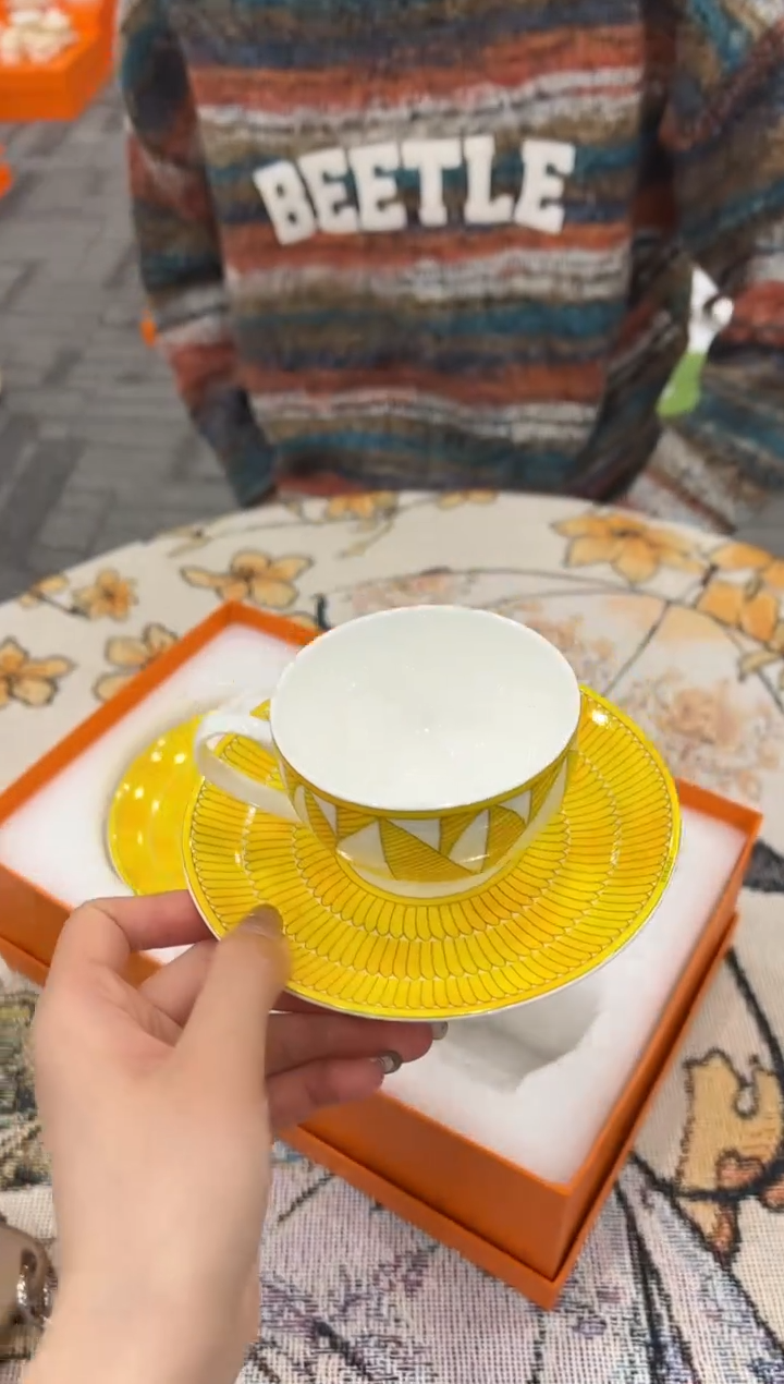 【闪购商品】杯H909--------------