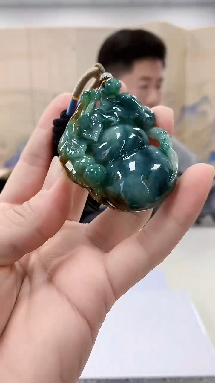 【闪购商品】定制翡翠未镶嵌4917bb-毛货挂件187