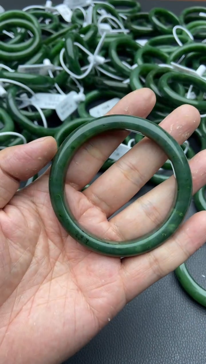 未镶嵌手镯和田玉（碧玉）71-61.1