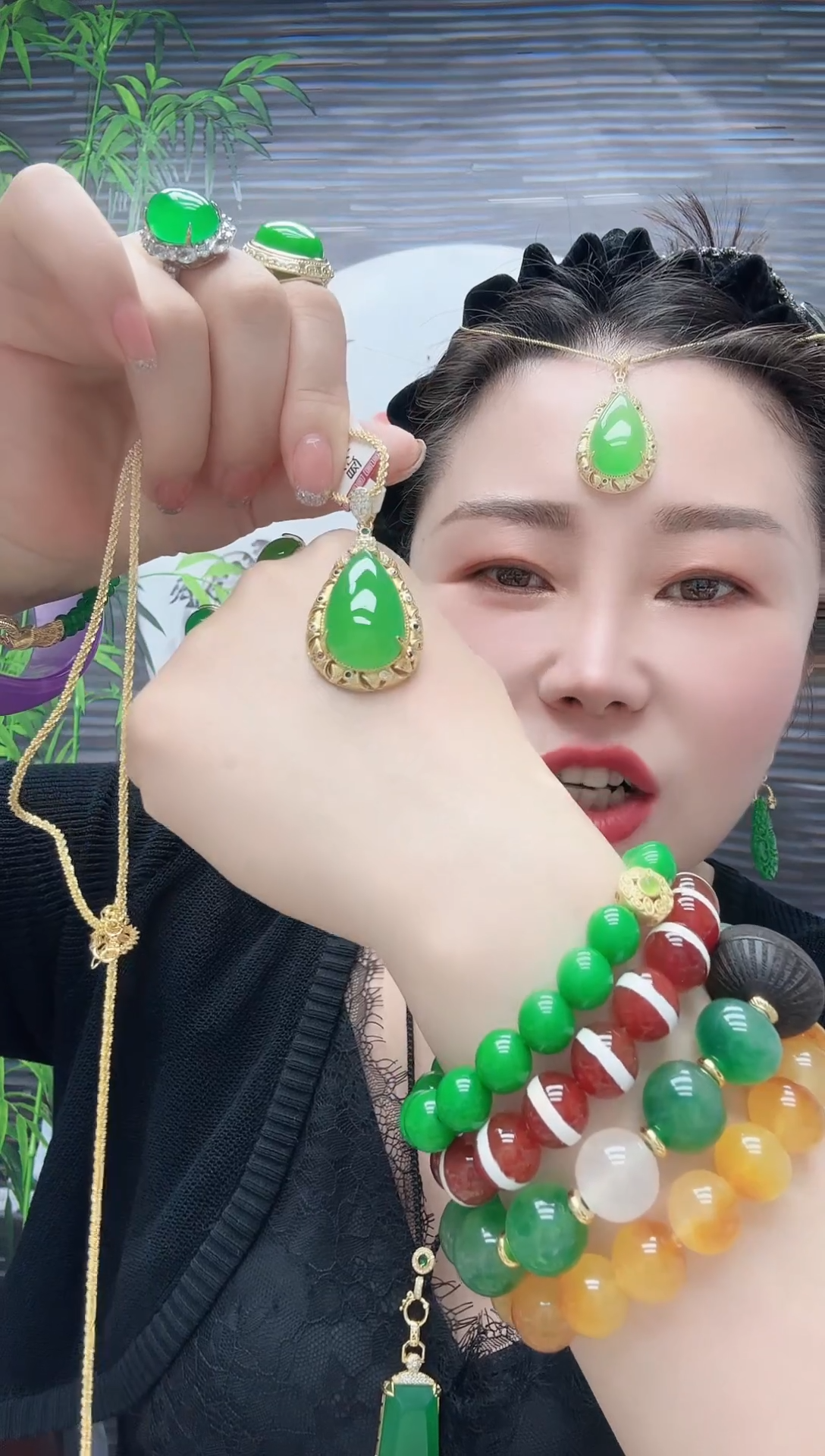 翡翠14K金镶嵌颈饰豪镶滴水为财吊坠