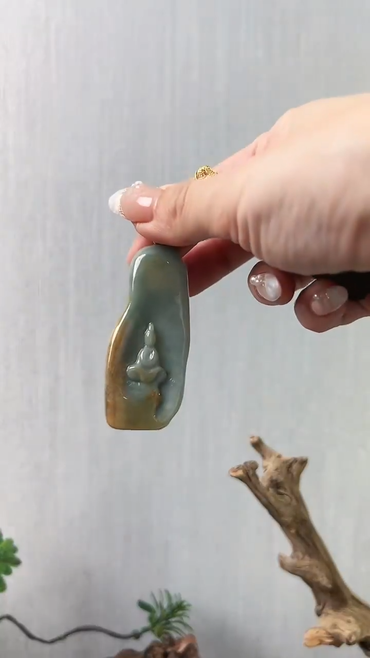 【闪购商品】翡翠颈饰未镶嵌无相观音