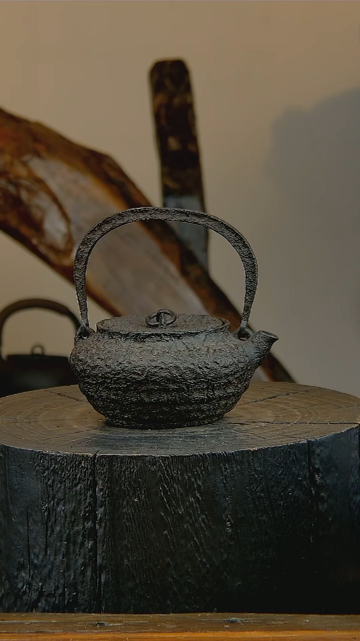 【闪购商品】一正儿八经的手工壶