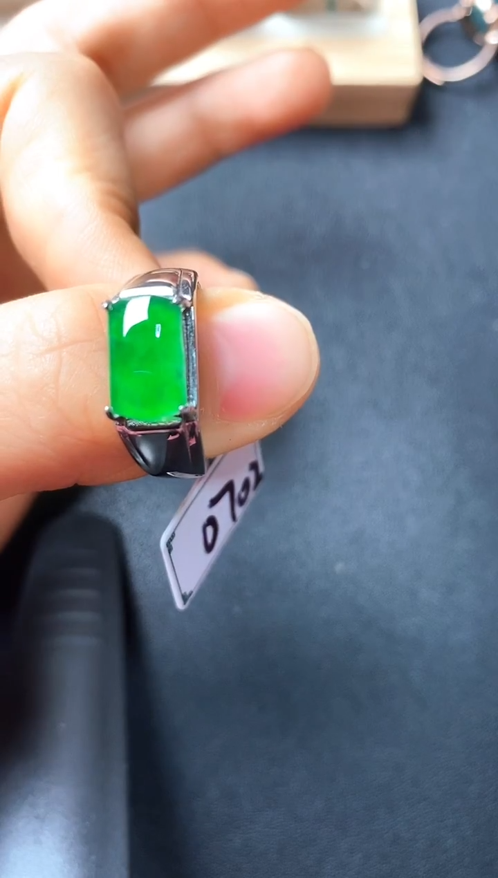 银S925镶嵌戒指翡翠2222222222