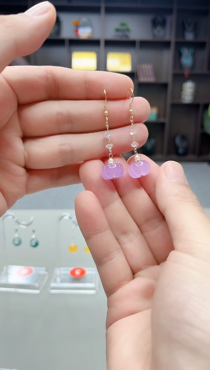 未镶嵌石英质玉（天山翠）耳饰W04