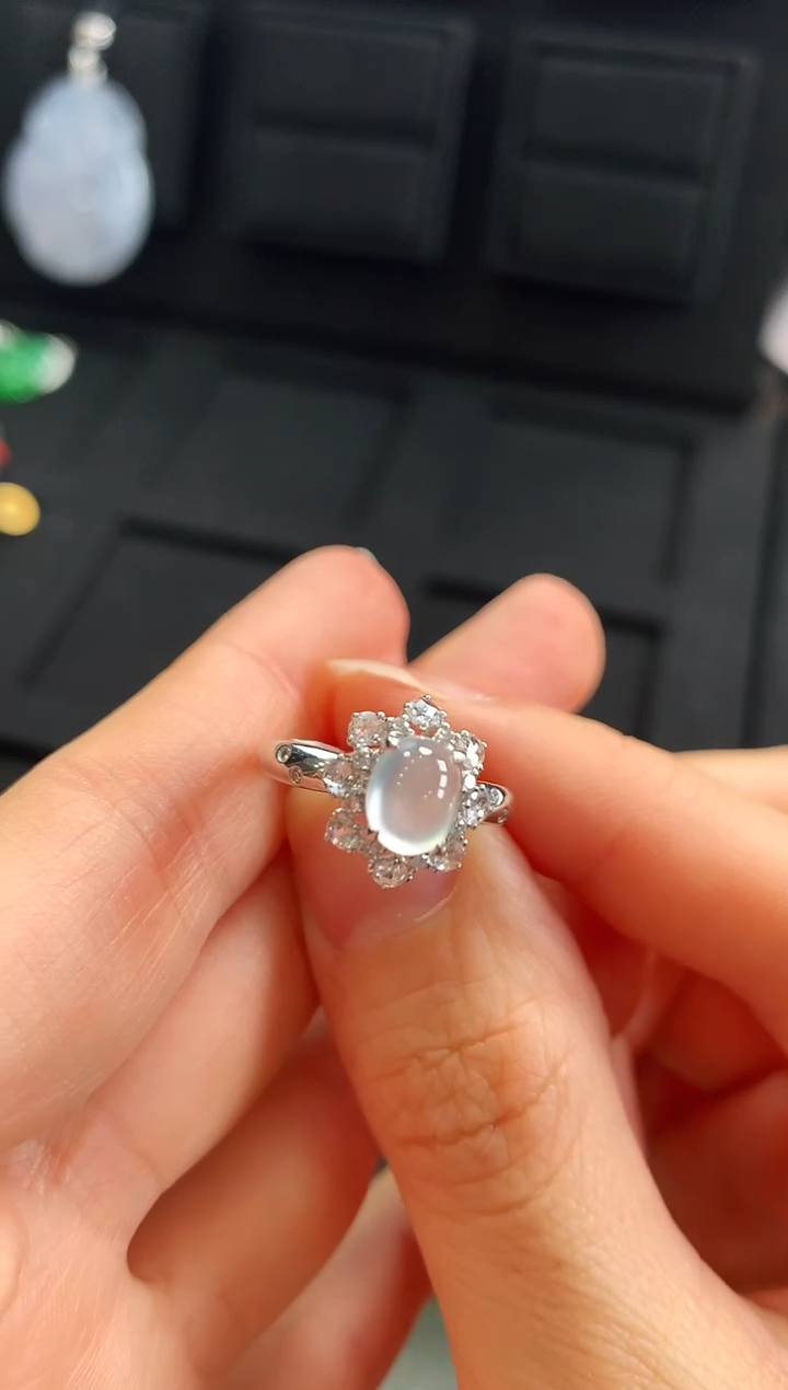 【闪购商品】翡翠戒指18K金镶嵌戒指