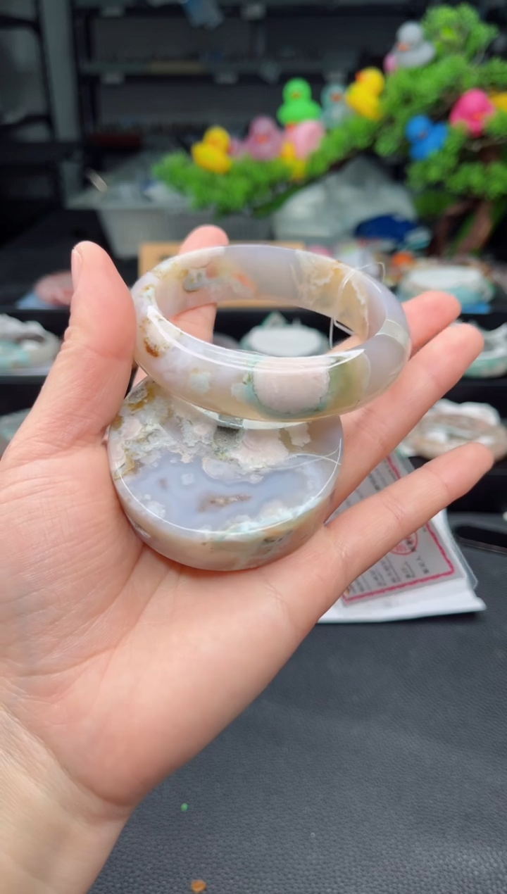 【闪购商品】石英质玉未镶嵌手链61圈口（赠品镯心）3330364