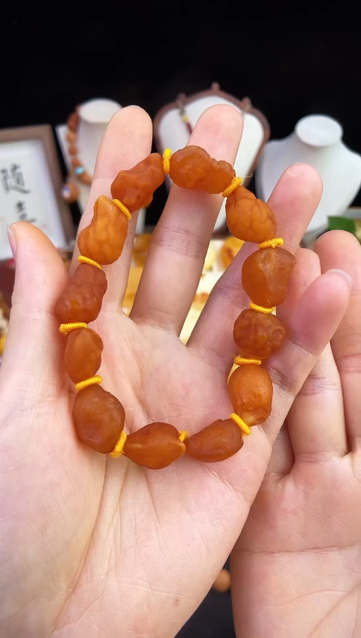 琥珀未镶嵌珠宝奇石柒月