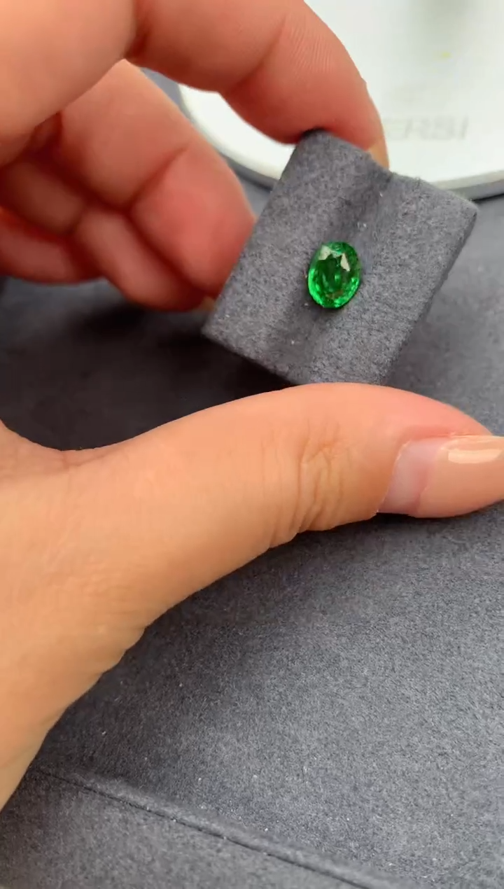 【闪购商品】石榴石（沙弗莱）裸石未镶嵌2.1ct沙弗莱