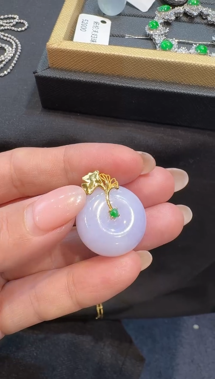 【闪购商品】翡翠吊坠(不含链)18K金镶嵌平安扣