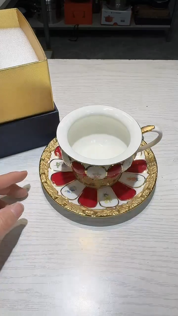 瓷片生活的本意就是开心@@1