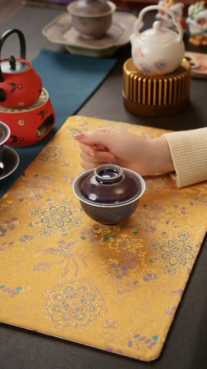 陶瓷茶具楚门窑变紫色元宝盖碗