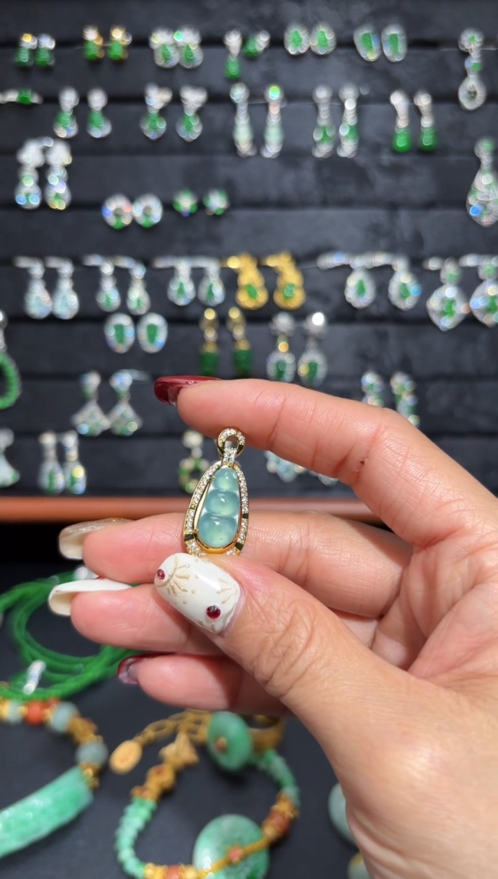 【闪购商品】翡翠颈饰未镶嵌豆子/支持复检/一件