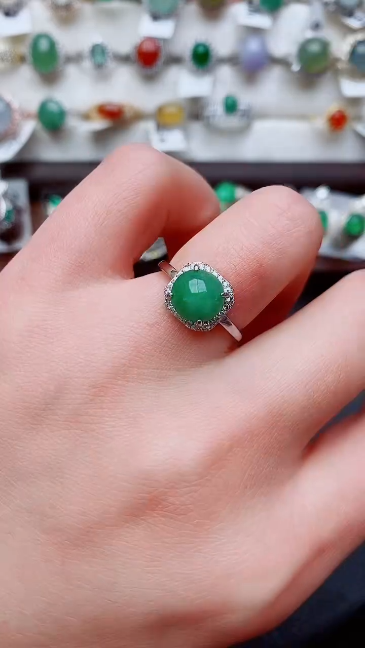 银S925镶嵌戒指翡翠..