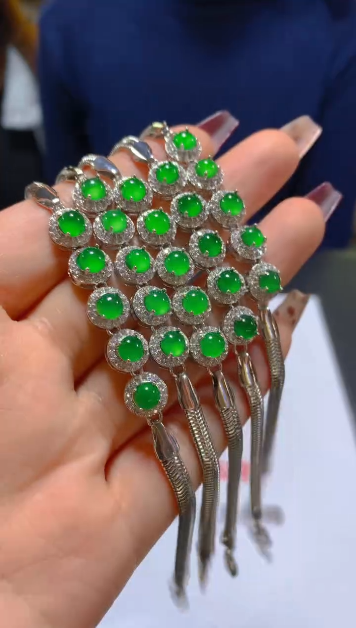 未镶嵌手链翡翠多样性发一