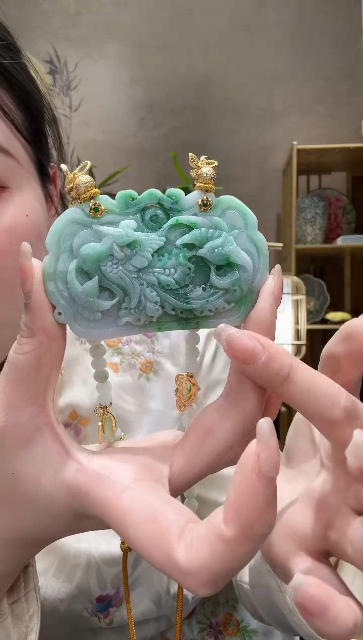 【闪购商品】翡翠颈饰未镶嵌吊坠