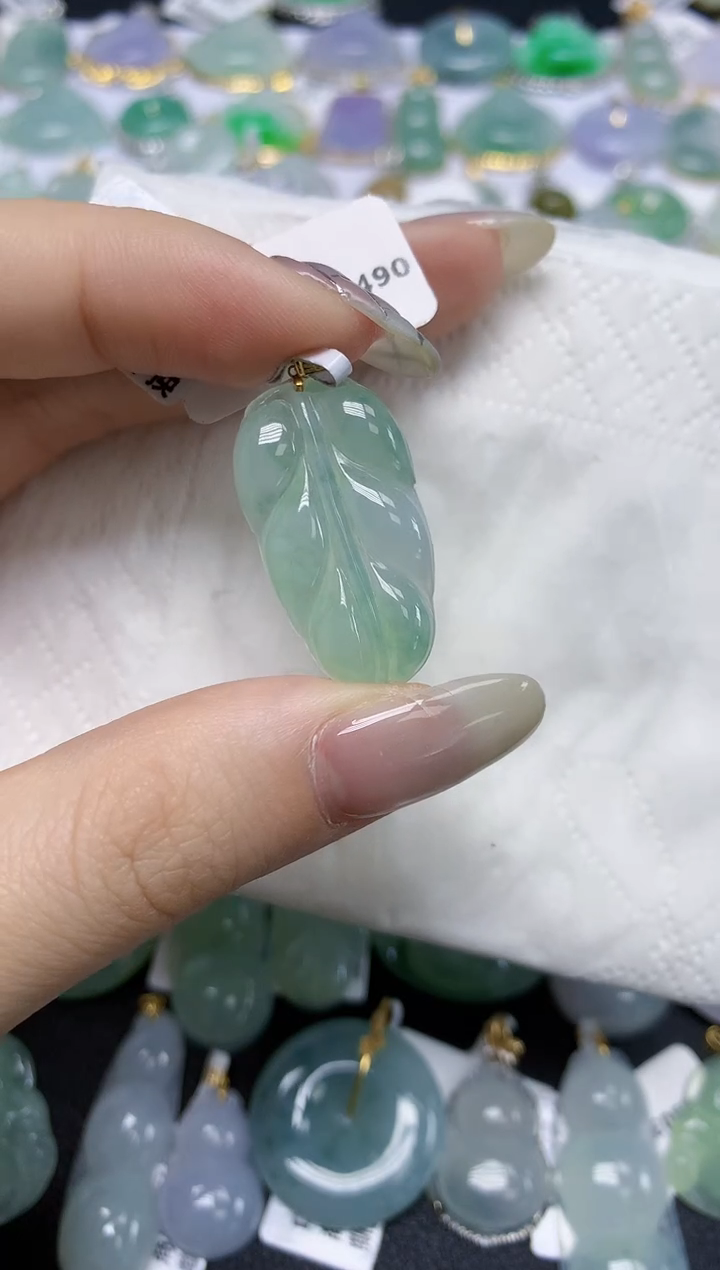 【闪购商品】翡翠18K金镶嵌颈饰天然缅甸翡翠A货