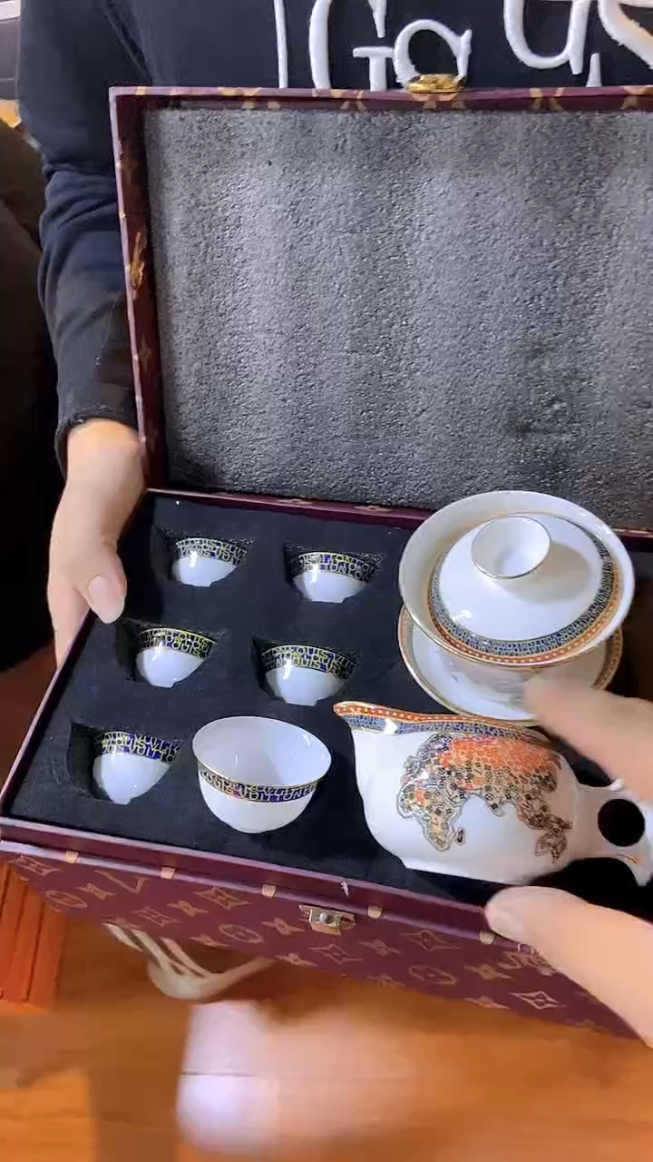 【闪购商品】鸿辉家品牌瓷器，京东包邮！