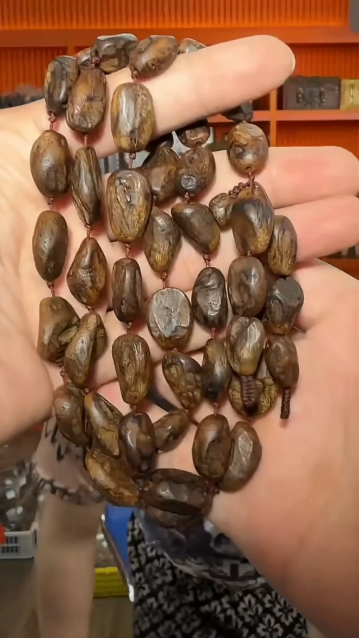 沉香手串117号长串红土多样性发一