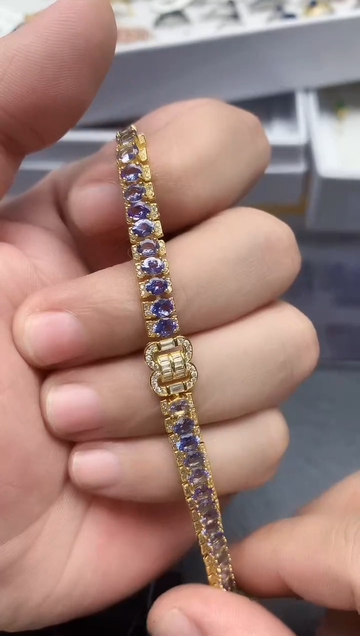 【闪购商品】坦桑石手链银S925镶嵌.........