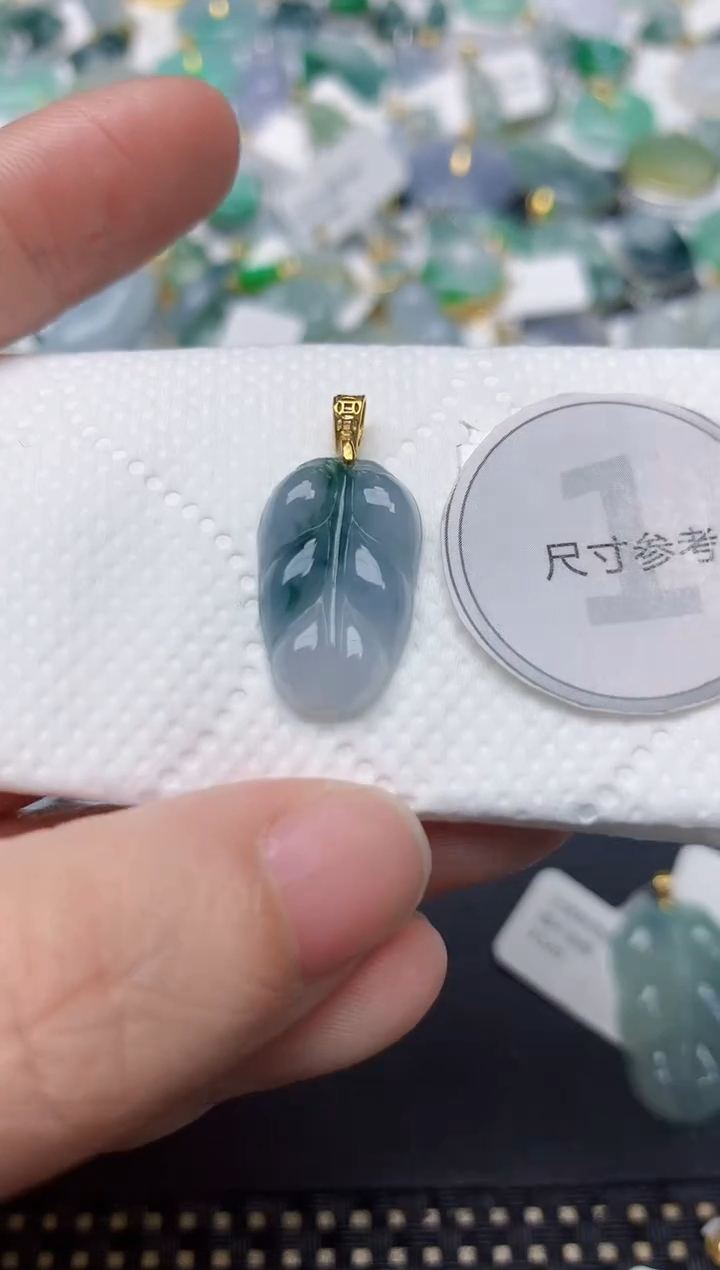 颈饰未镶嵌翡翠天然缅甸A货翡翠