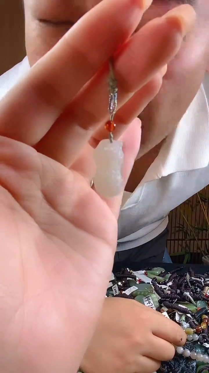 和田玉未镶嵌颈饰多样性发货，拍一发一