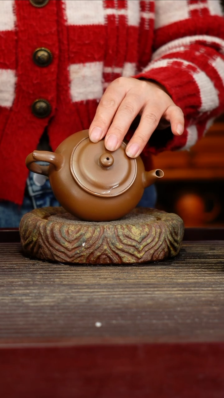 宜兴原矿紫砂壶茶壶宜兴原矿紫砂壶茶壶150C