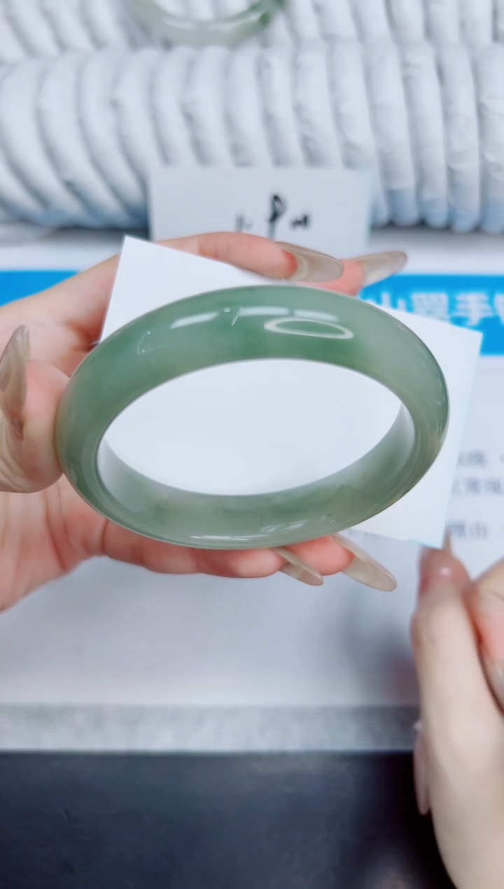 未镶嵌手镯石英质玉100/58