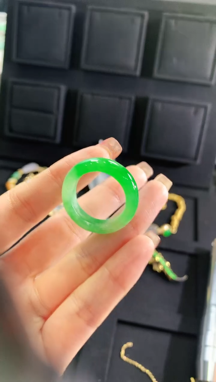 【闪购商品】翡翠戒指未镶嵌手饰 19圈