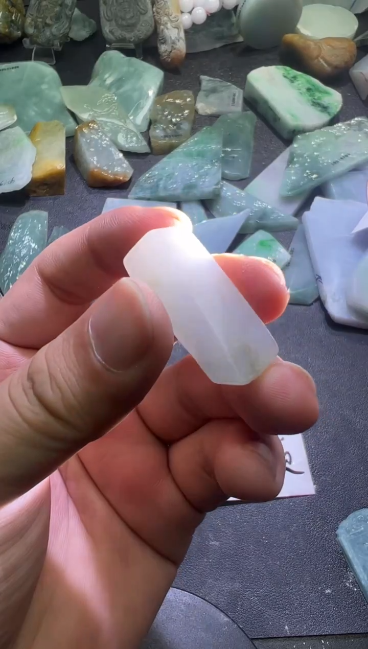 未镶嵌挂件翡翠天然缅甸翡翠A货