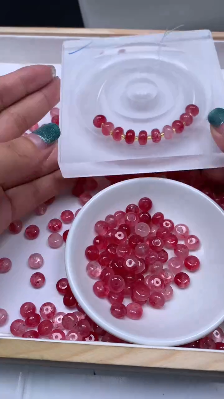 未镶嵌散珠碧玺B107 红碧玺5*8mm20颗6.8元