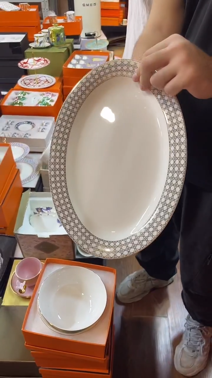 杯鸿辉家品牌瓷器，京东包邮！
