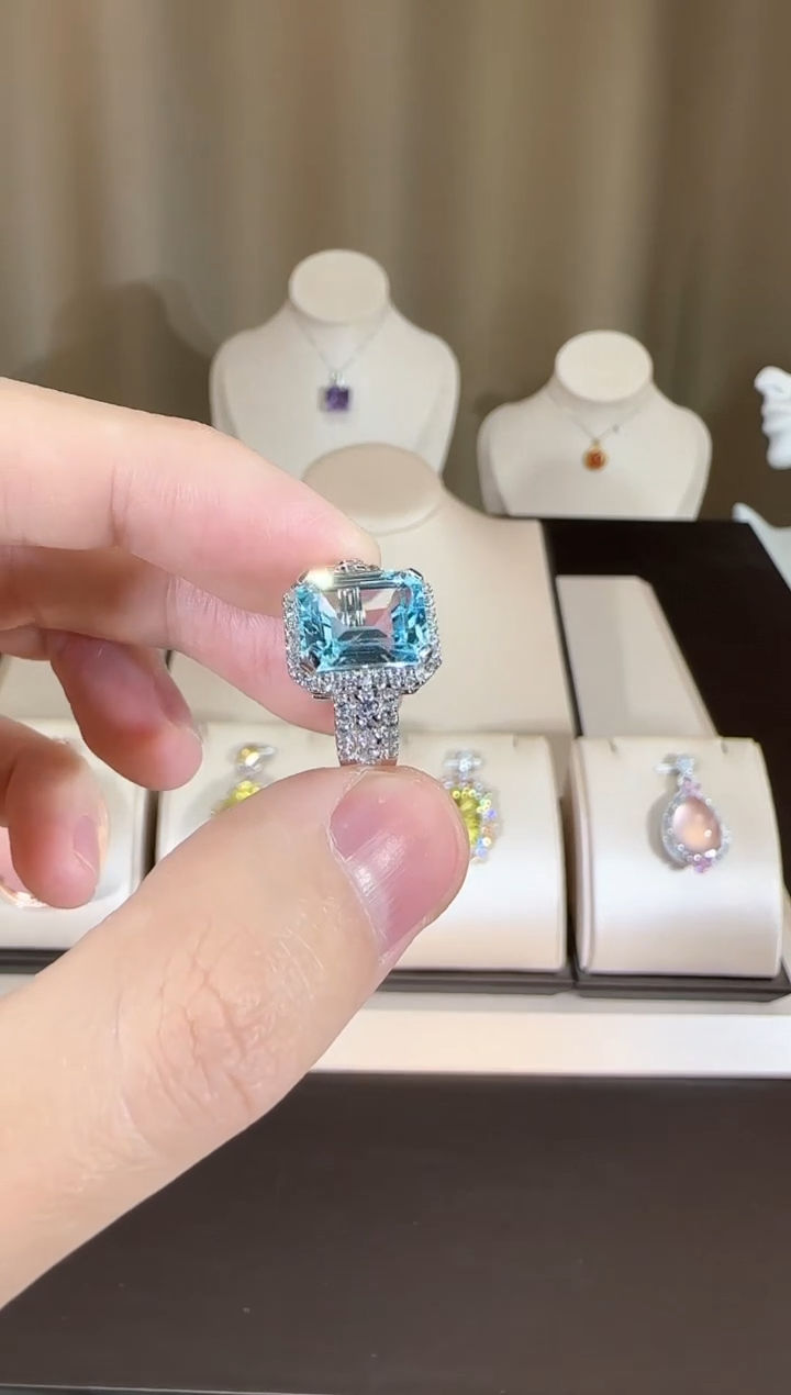 【闪购商品】托帕石戒指银S925镶嵌10*8mm