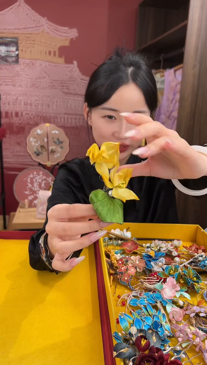 【闪购商品】刺绣非遗绒花（发饰）