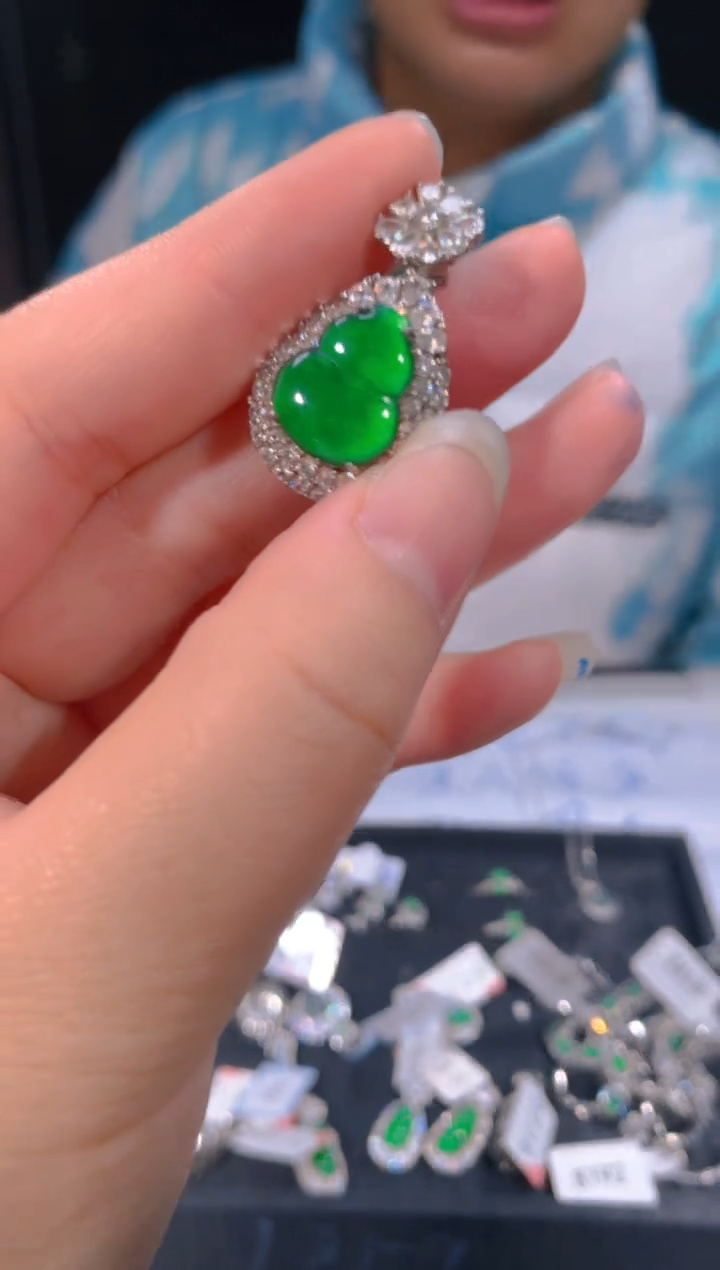 【闪购商品】定制翡翠未镶嵌29多样性发货（发其一）