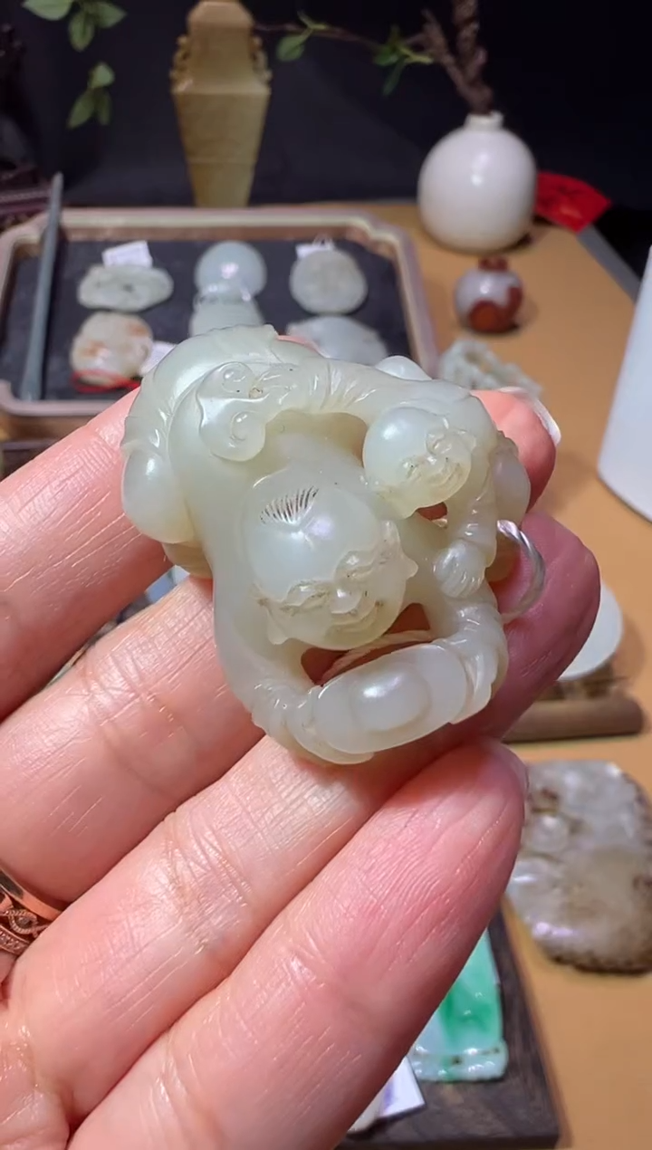 【闪购商品】和田玉XHM-645    童子献宝