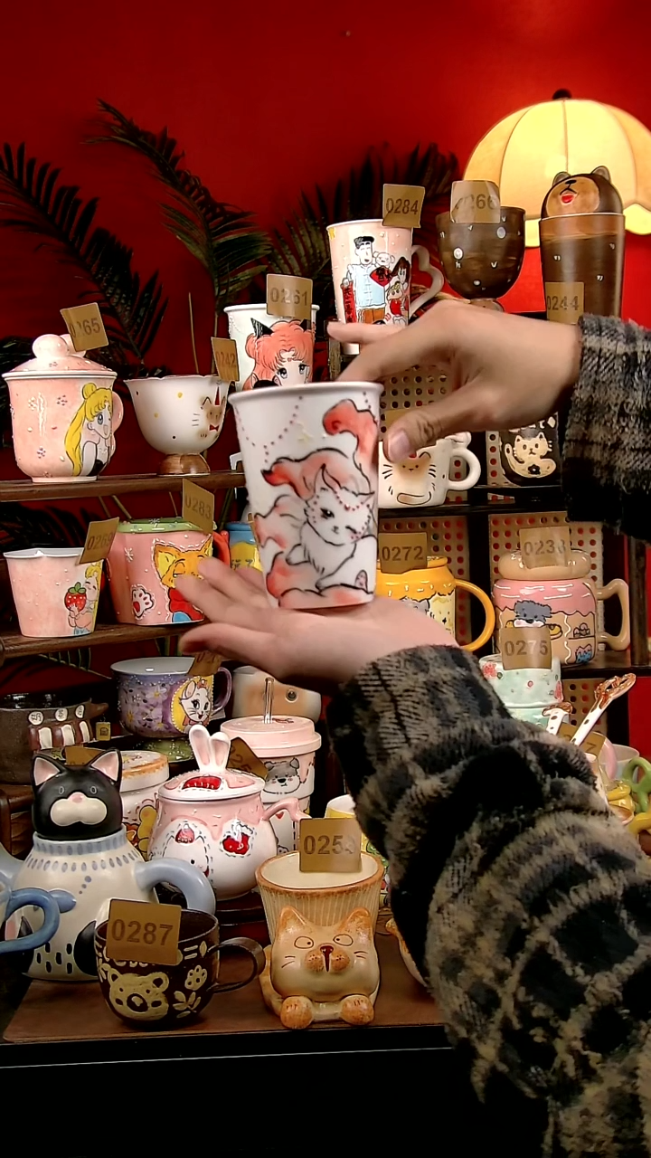 杯子瓷DIY景德镇创意手工陶瓷卡通风九尾狐暖手杯