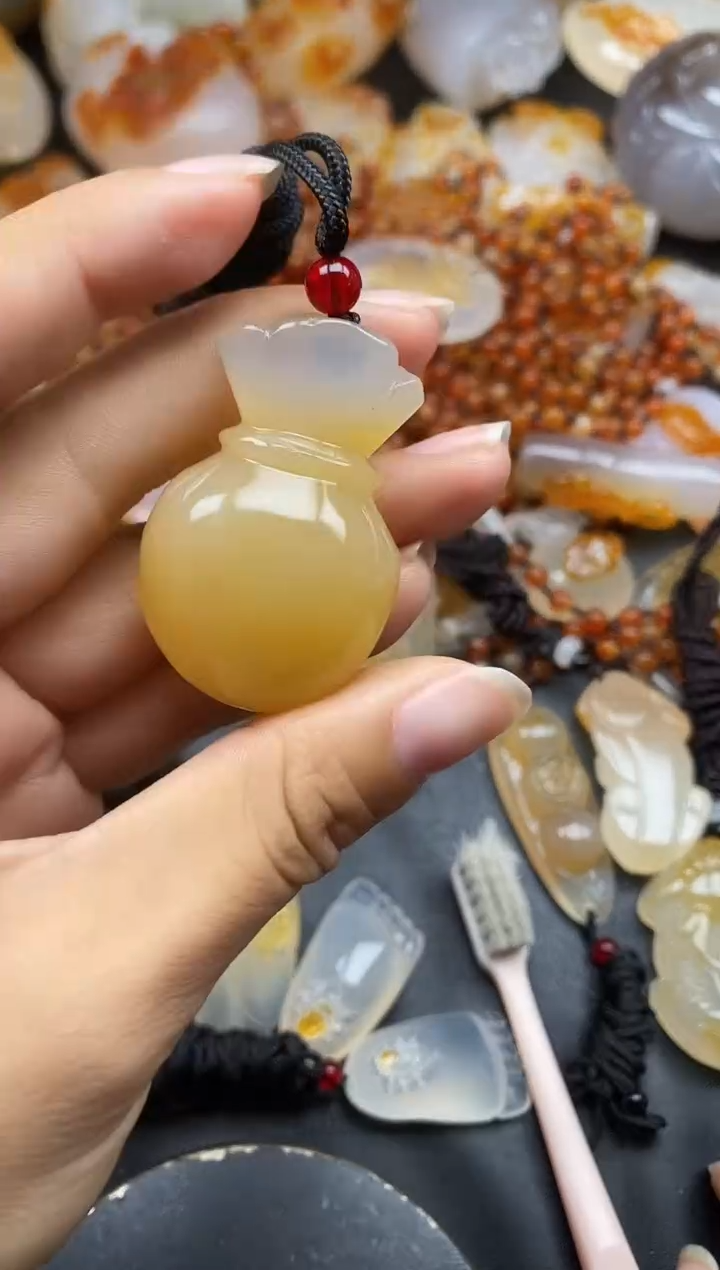 未镶嵌1玛瑙/玉髓笑**开ll