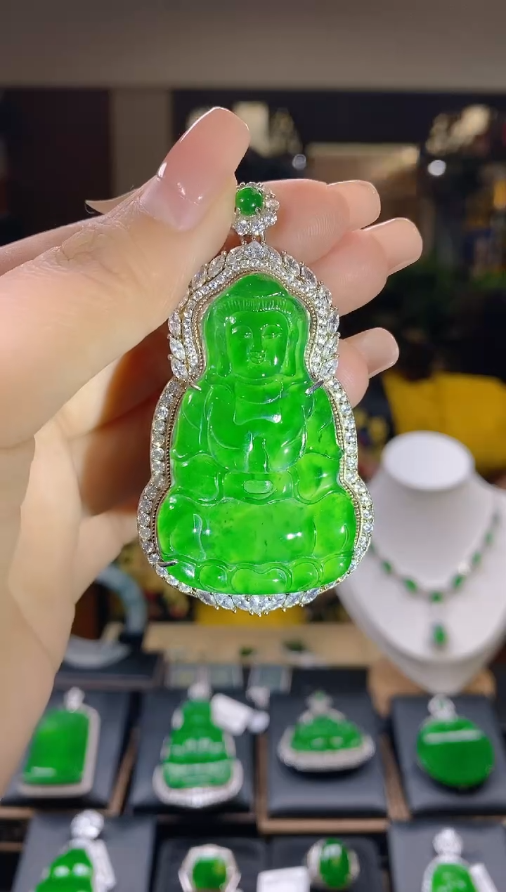 【闪购商品】翡翠吊坠(不含链)未镶嵌翡翠吊坠