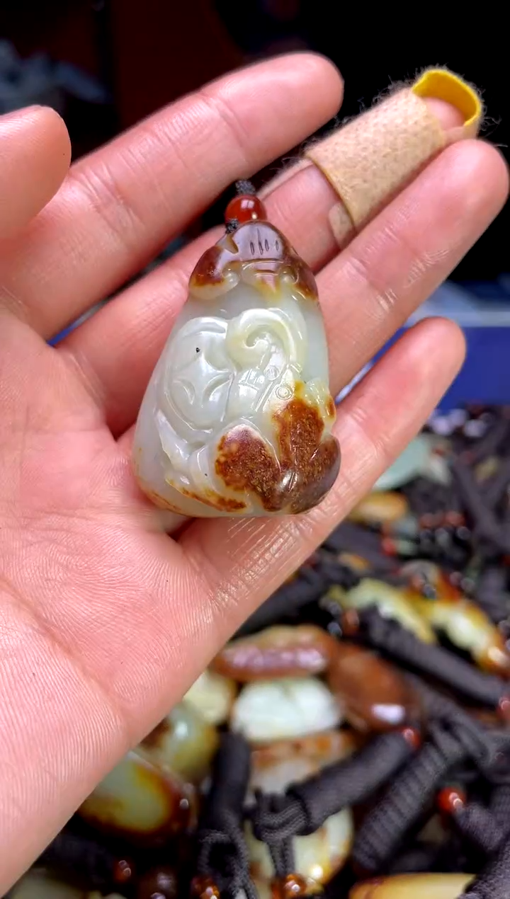 【闪购商品】和田玉颈饰未镶嵌1