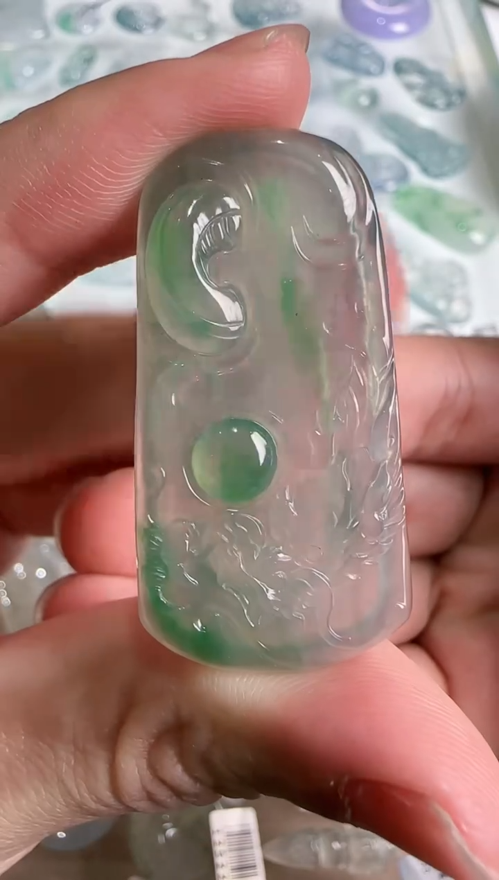 【闪购商品】翡翠吊坠(不含链)未镶嵌··