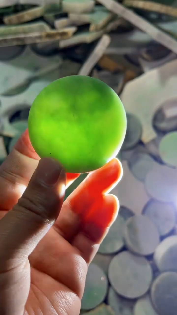 【闪购商品】翡翠挂件未镶嵌A货康壹967