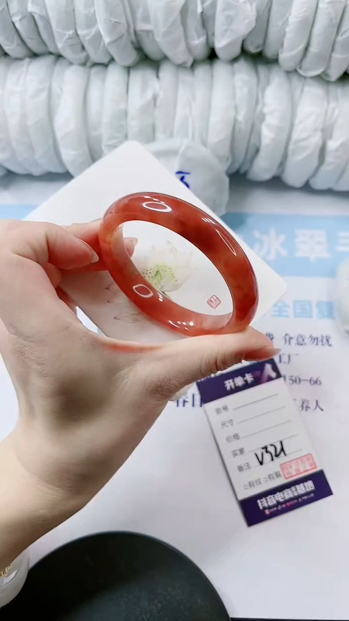 【闪购商品】石英质玉手镯未镶嵌多样性发货V321