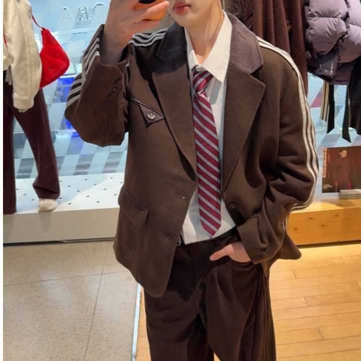 Adidas 新年款时尚气质秋冬男女同款西装 KU5616全2