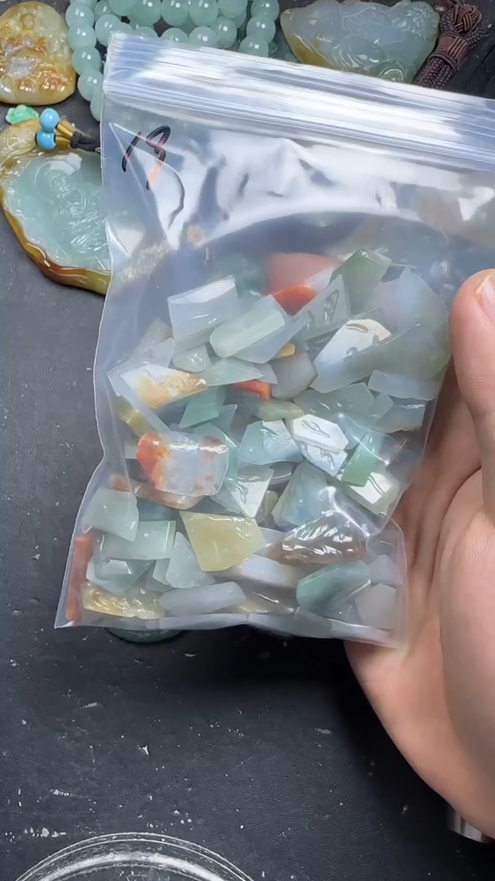 未镶嵌挂件翡翠?****水019