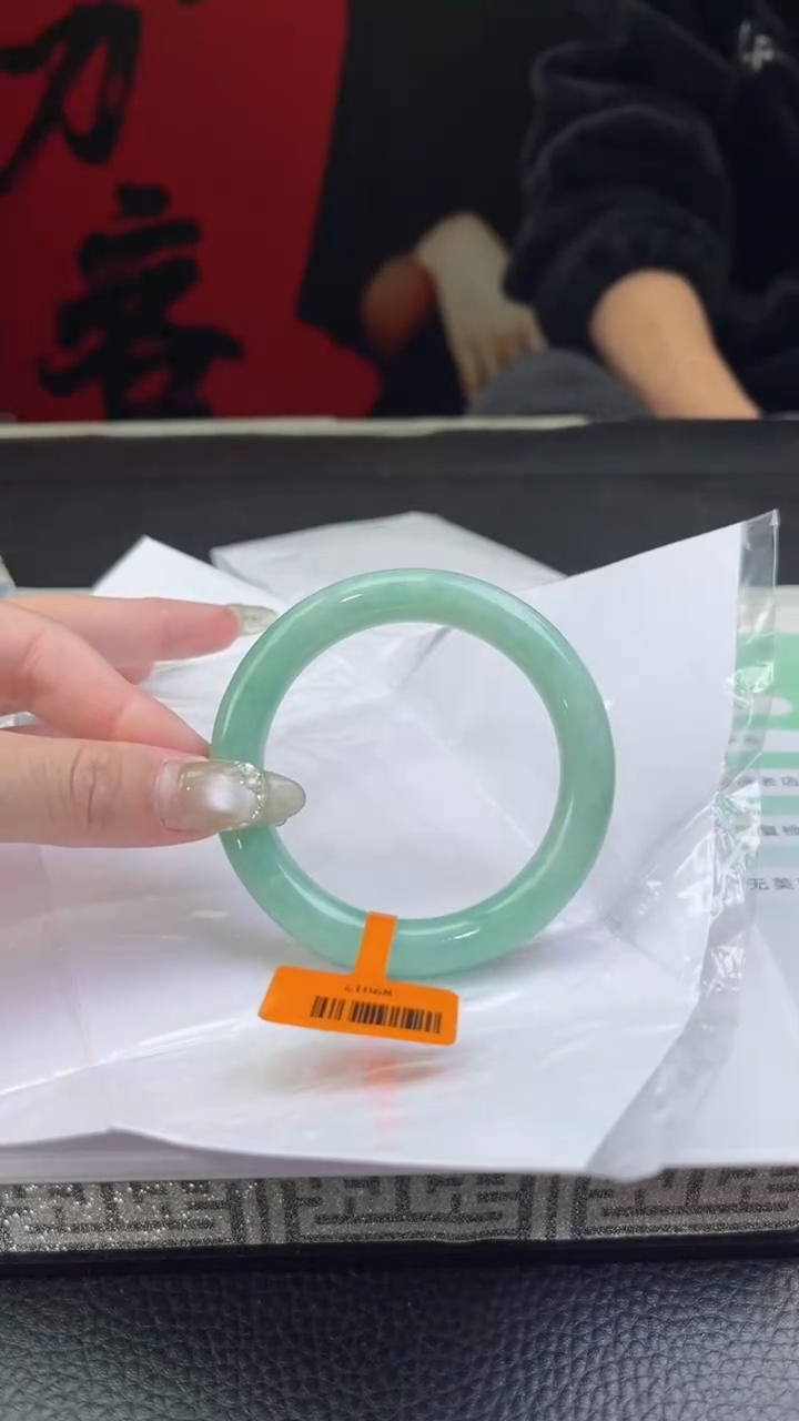 【闪购商品】翡翠手镯未镶嵌翡翠手镯
