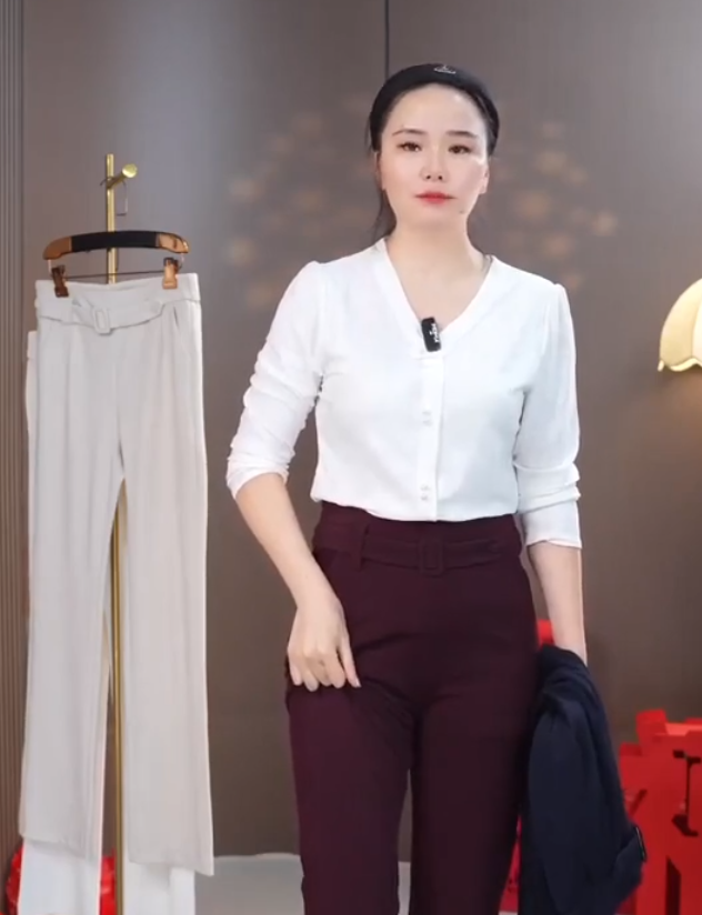 2025年秋冬新款减龄高级针织衫40205#长袖小衫女衫大版衫女装上衣