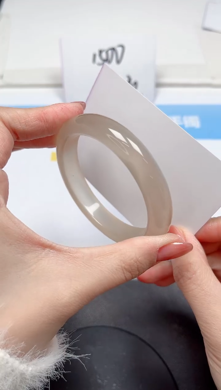 【闪购商品】石英质玉手镯未镶嵌175-56.3