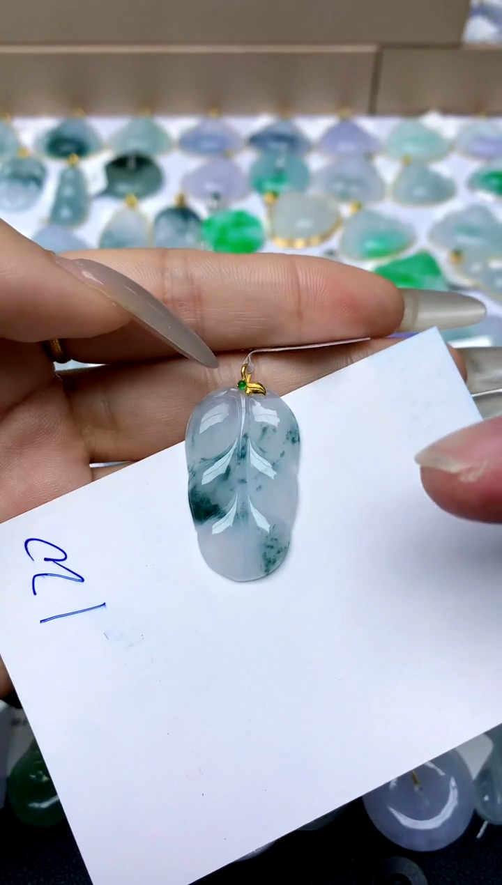 【闪购商品】翡翠颈饰18K金镶嵌天然A货翡翠