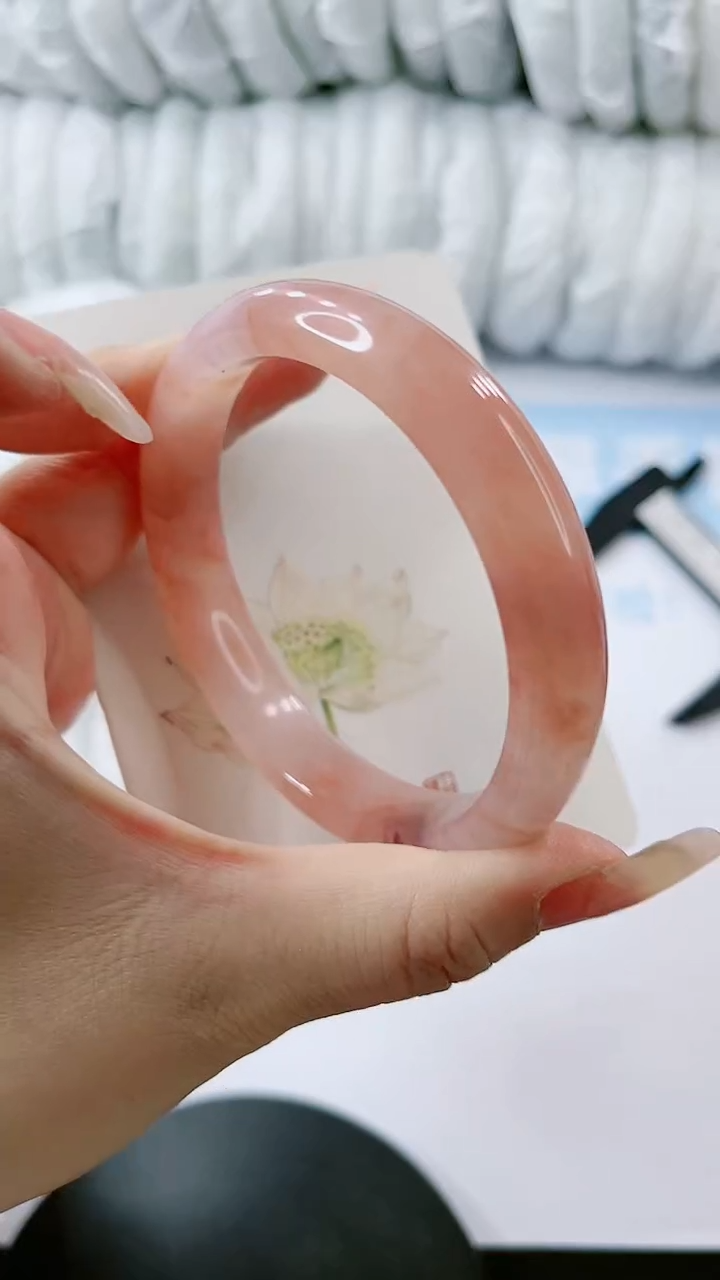 【闪购商品】石英质玉手镯未镶嵌多样性发货L545-62